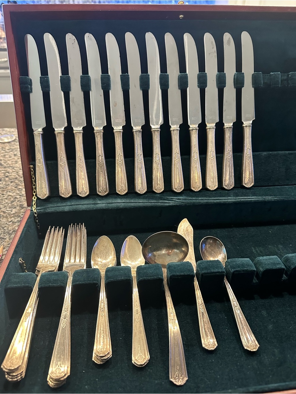 Vintage 36-Pc Rogers & Brother Silverplate Flatware Set - 1916 Jewel Pattern A1